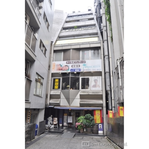 クリスタル羽山