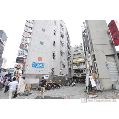 クリスタル羽山