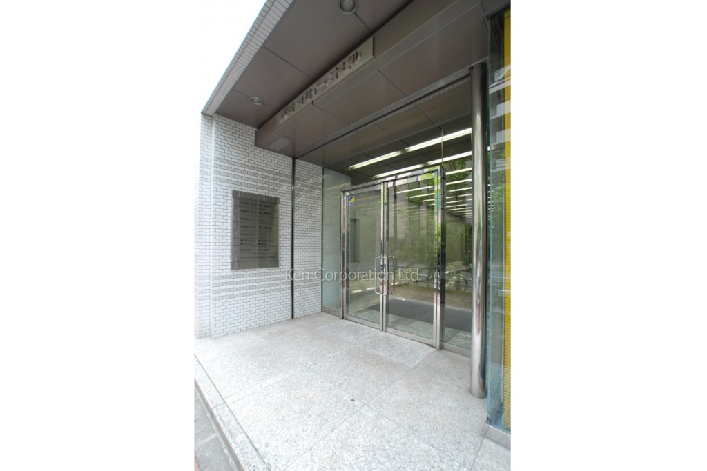 THE GATE GOTANDA EAST