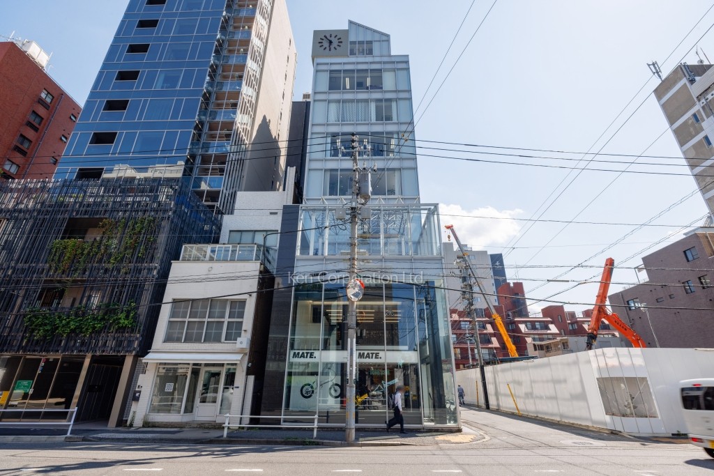 ピーズ南青山ビルディング