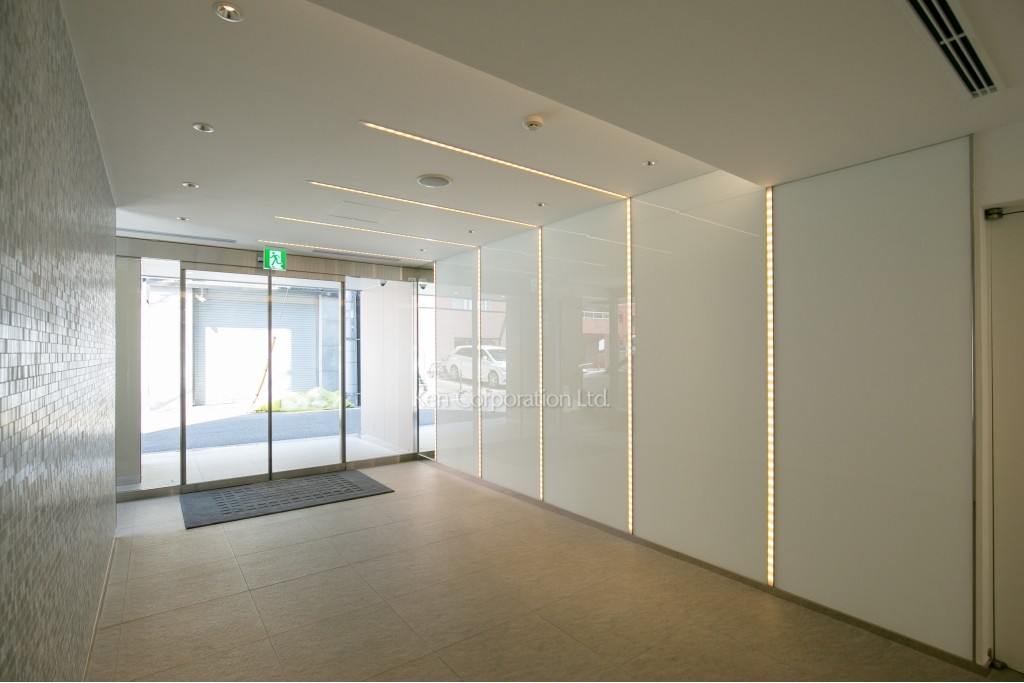 ピーズ南青山ビルディング