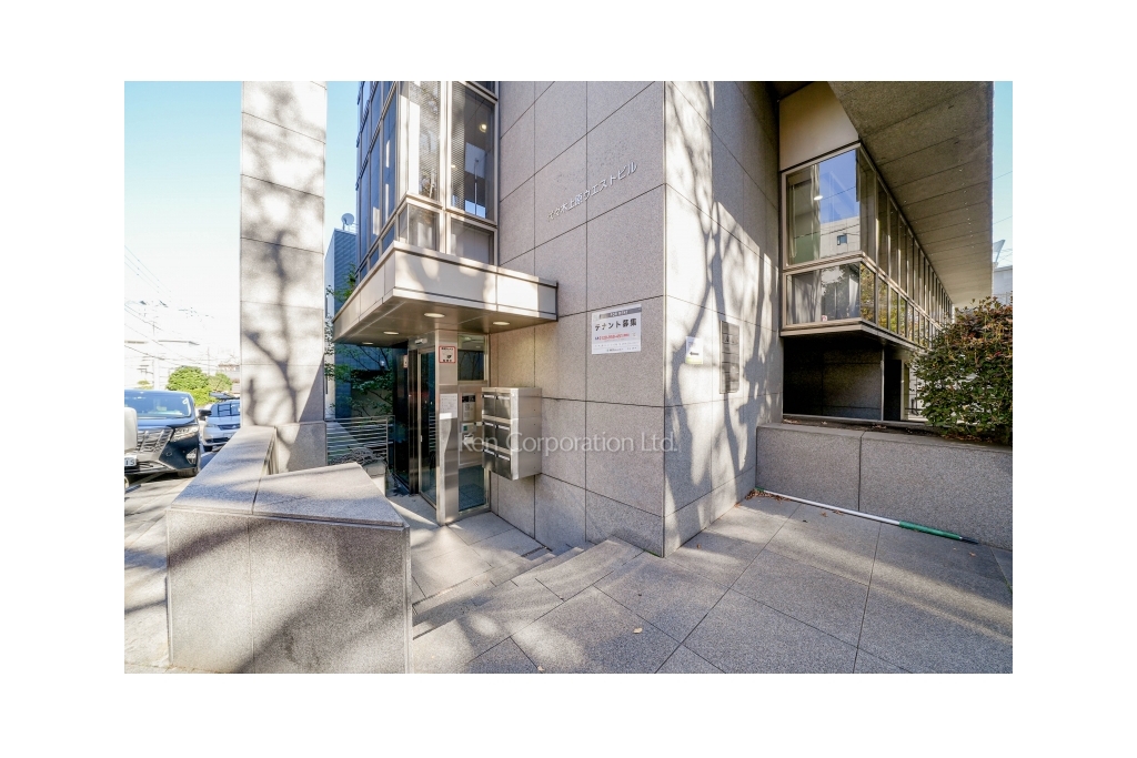 代々木上原ウエストビル