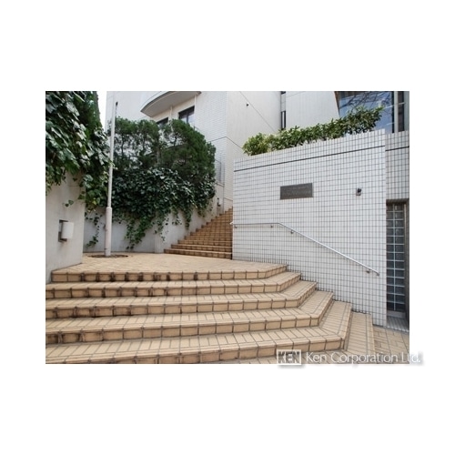 イースタンホームズ若林