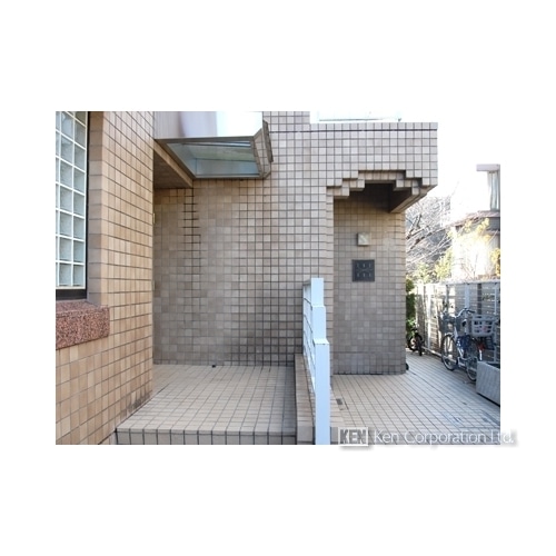 ＴＨＥ　ＡＲＫ