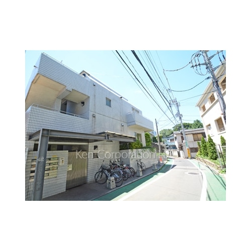 タウンハウス神宮前