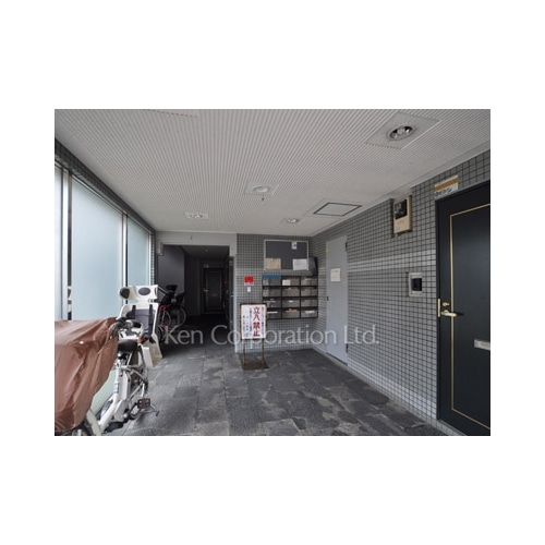 ＭＡＩＳＯＮ　ＣＥＲＩＳＩＥＲ