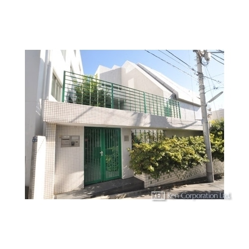 ＭＩＮＡ　ＨＯＵＳＥ