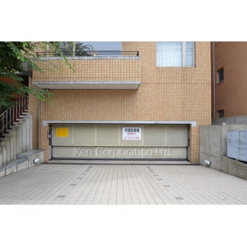 スクウェアー・フィールド