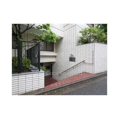 マデノコウジ　レジデンス