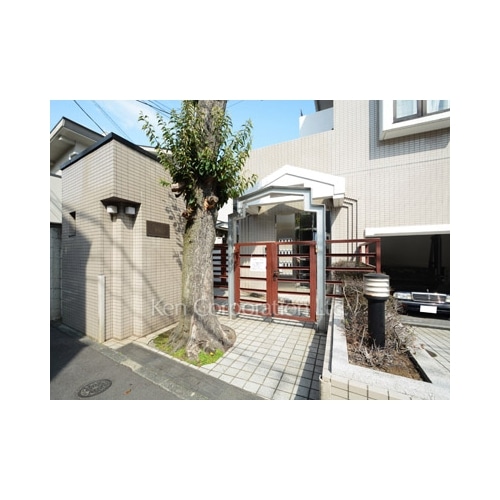 メゾンポロニア