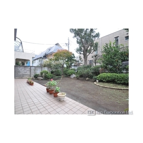 ローレルフラット