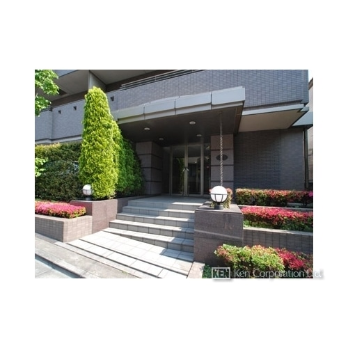 サヴァリン市ヶ谷