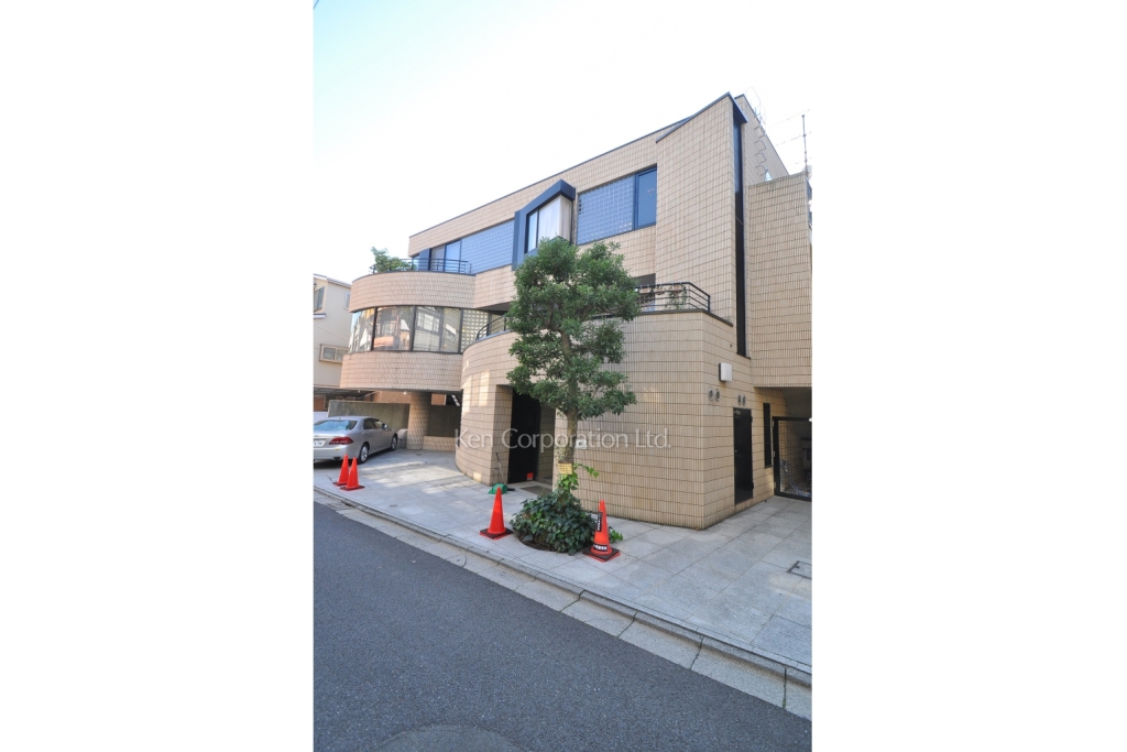 リュベール南青山