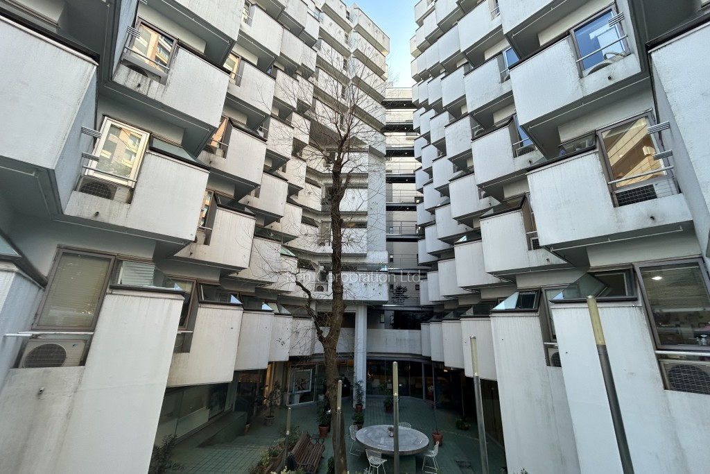 ビラモデルナ C棟