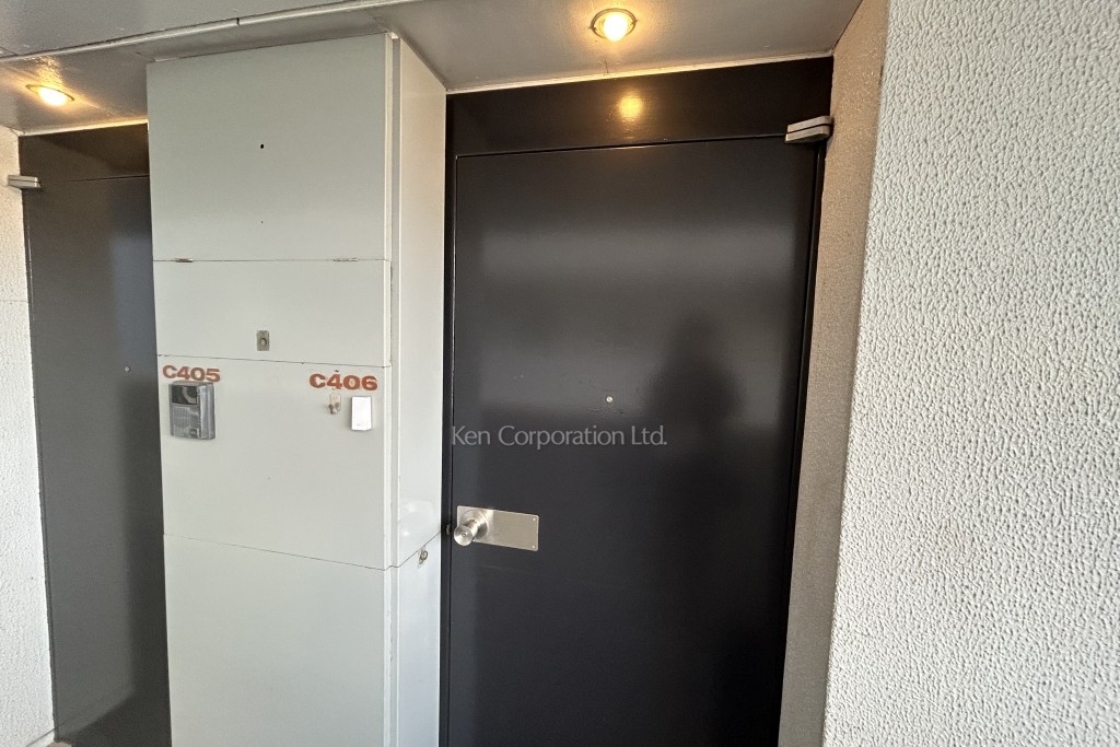 ビラモデルナ C棟