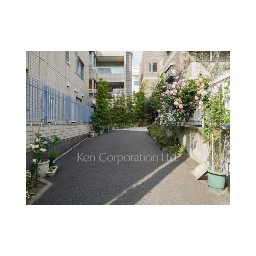 元麻布レジデンシャルフラッツ