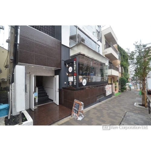 第３３イチオクビル