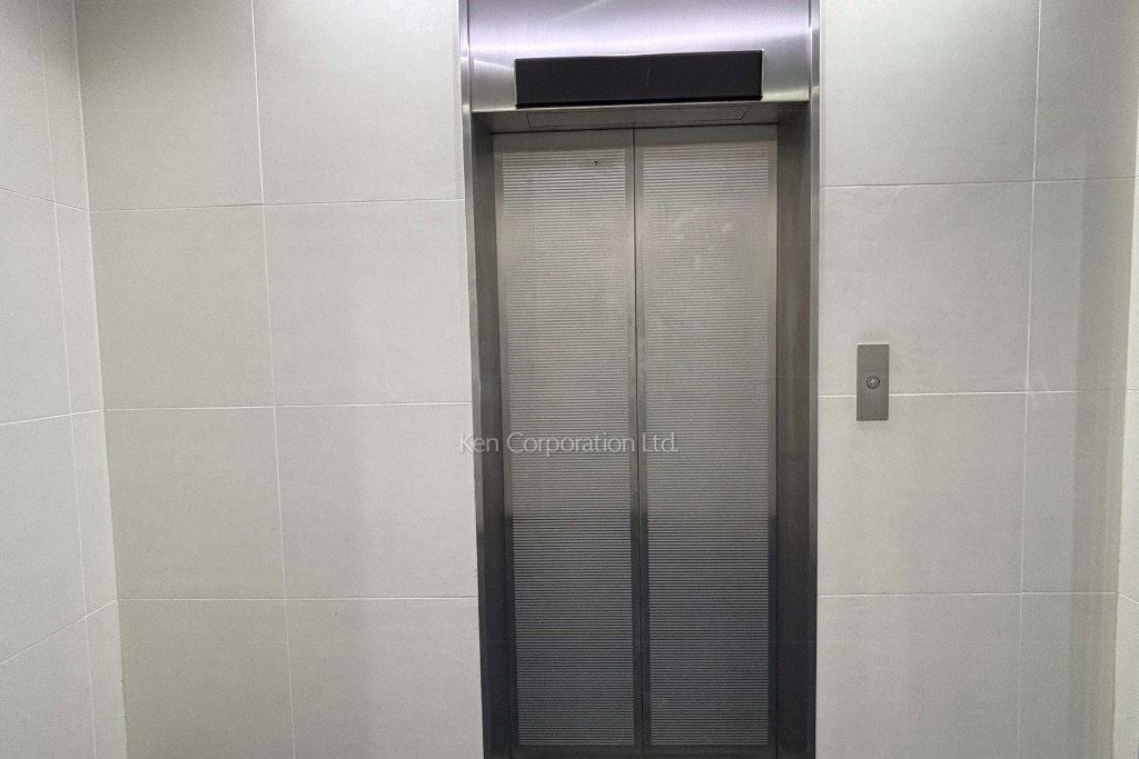 渡辺西新宿ビル