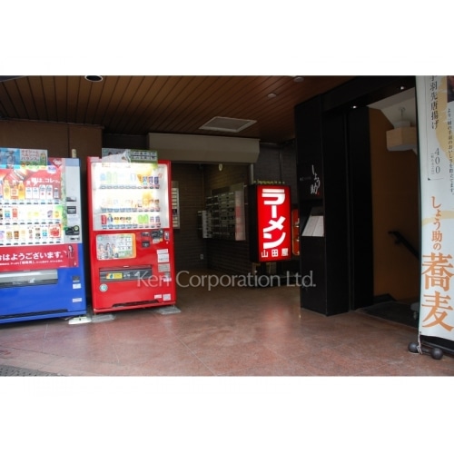 タウンウエストビル