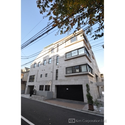 アヴァン南青山