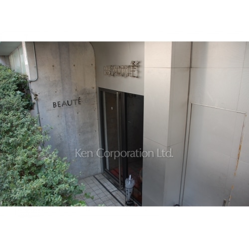 南青山ＳＴＵＤＩＯ　ＦＬＡＴ