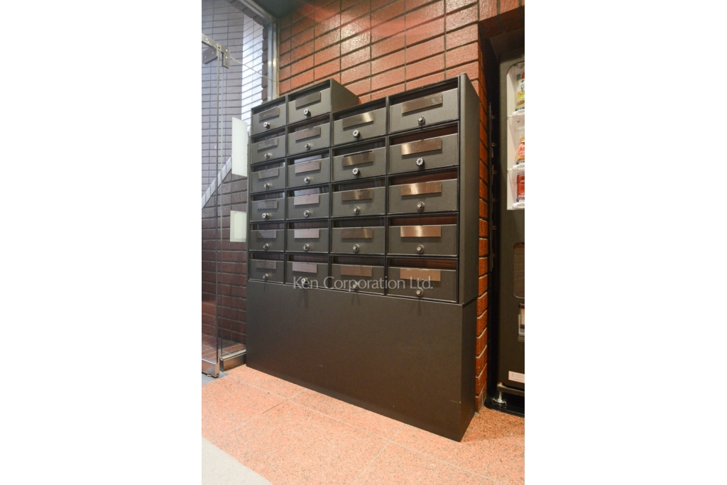 銀座スワロービル