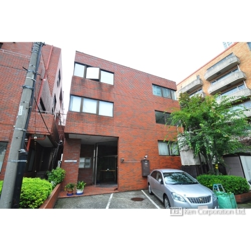 アルティス赤坂