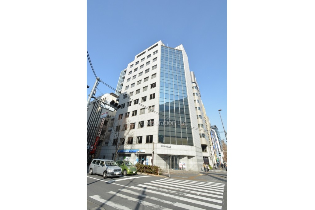 ラウンドクロス秋葉原