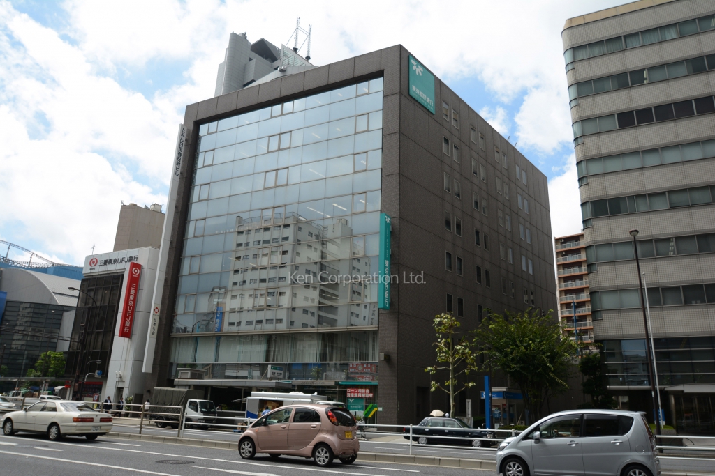 日本生命春日駅前ビル