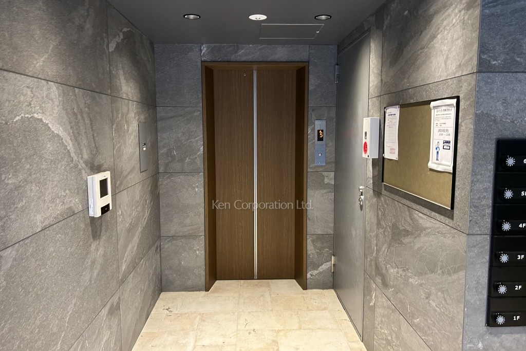 THE GATE 新宿御苑