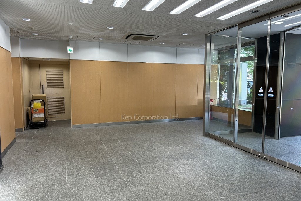 ジブラルタ生命原宿ビル