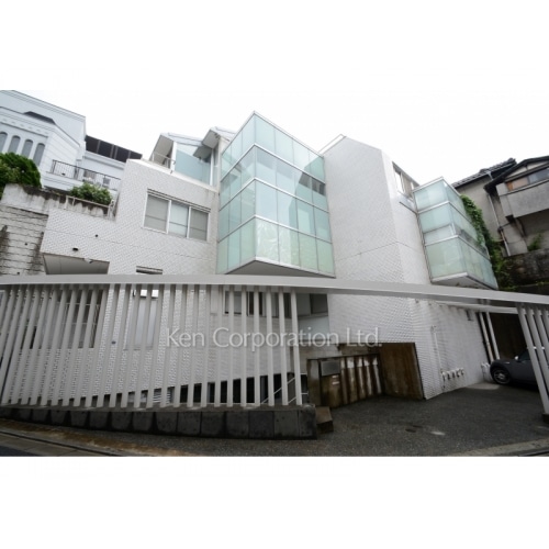 グランカーサ元麻布