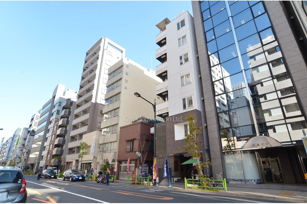 フロアーアンドウォールズ八丁堀