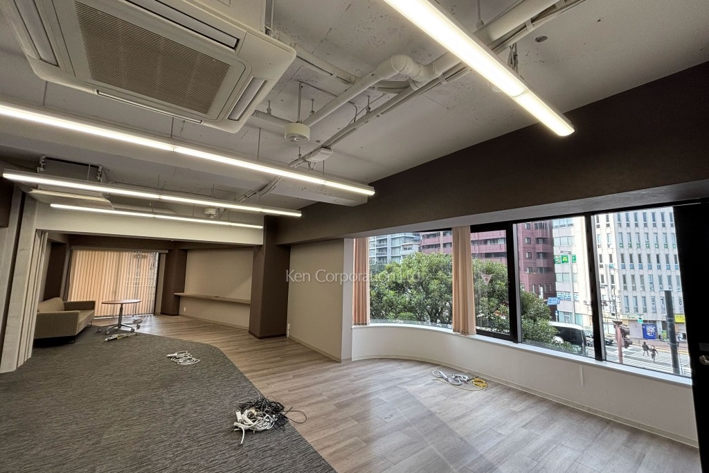 ガーデンクロス新宿御苑