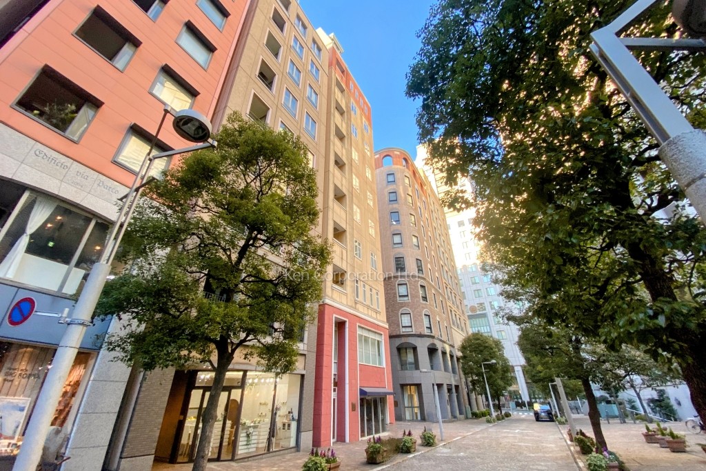 パラッツォ ジーラソーレ