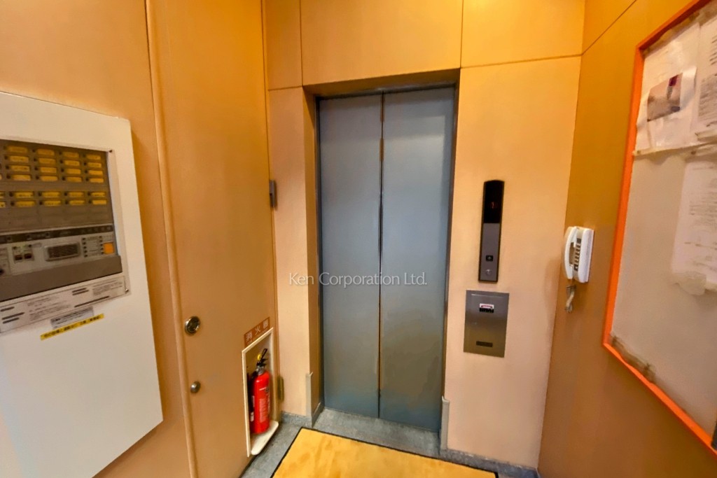 パラッツォ ジーラソーレ