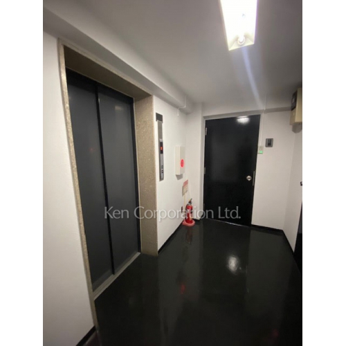 乃木坂プレース