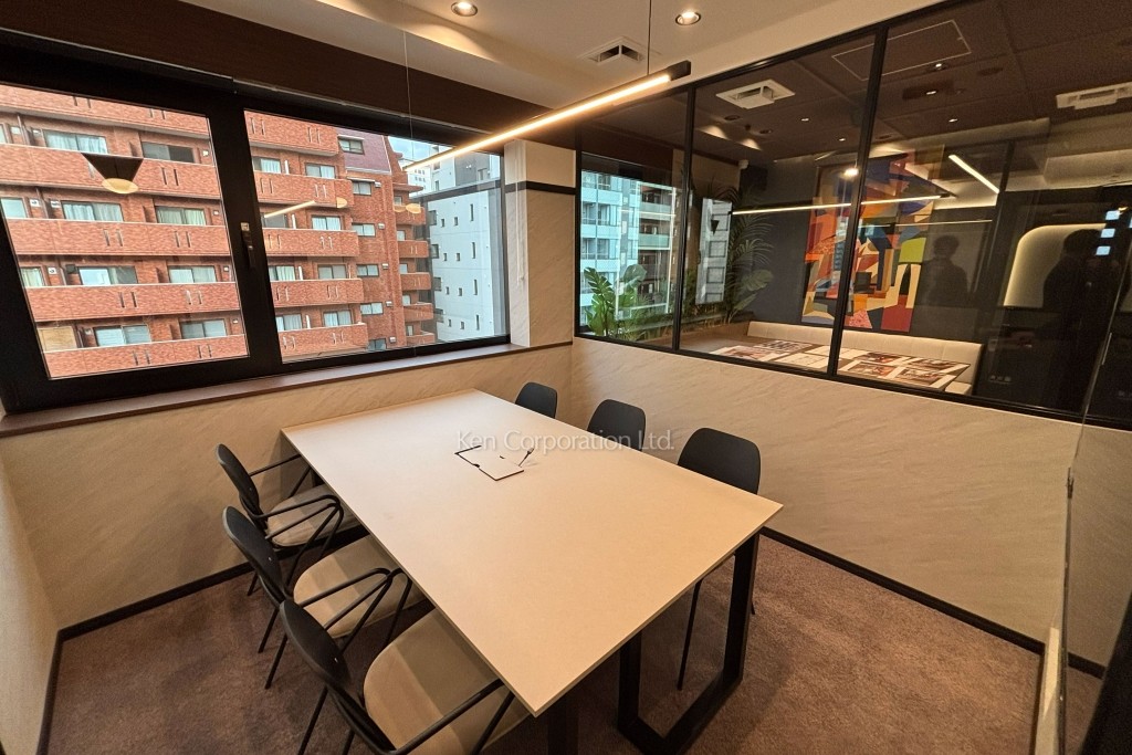 NOVEL WORK Shinjuku West