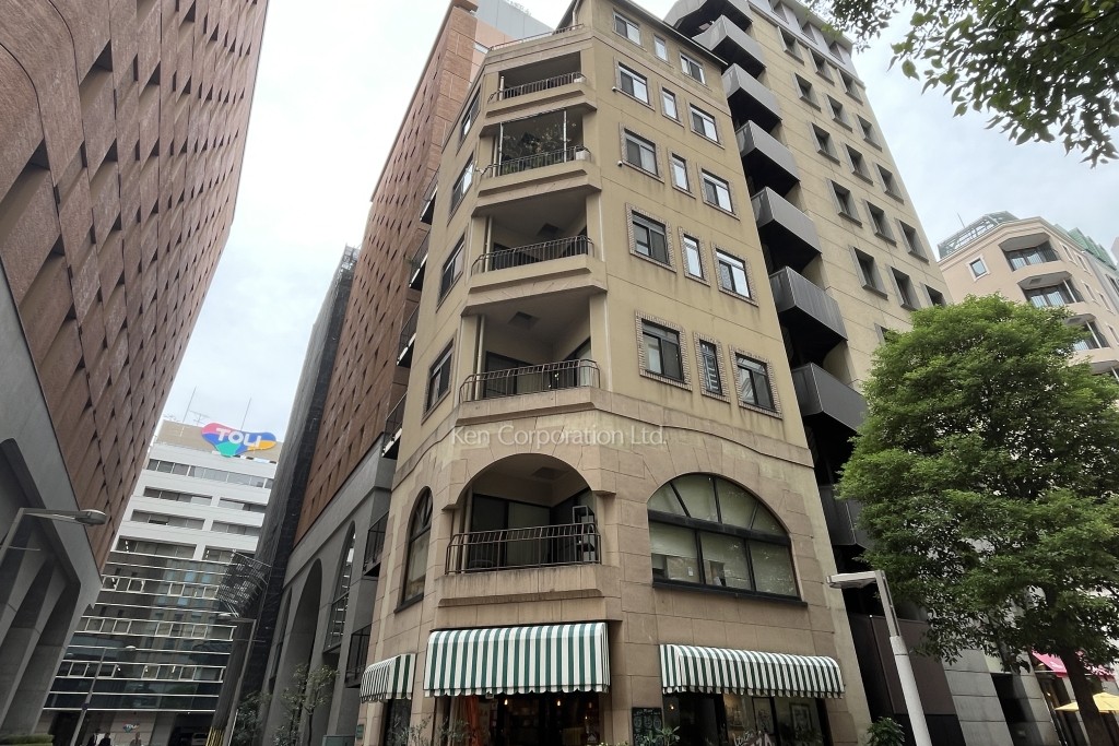 パラッツォ フォレスタ