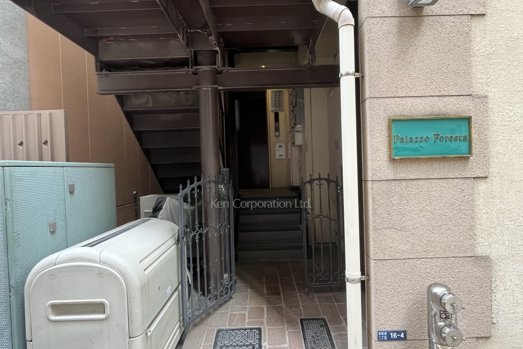 パラッツォ フォレスタ