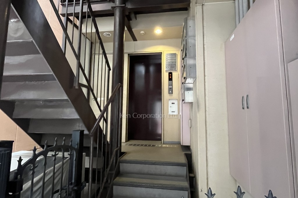 パラッツォ フォレスタ