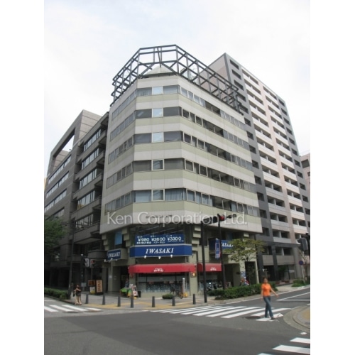 新横浜ウエストビル