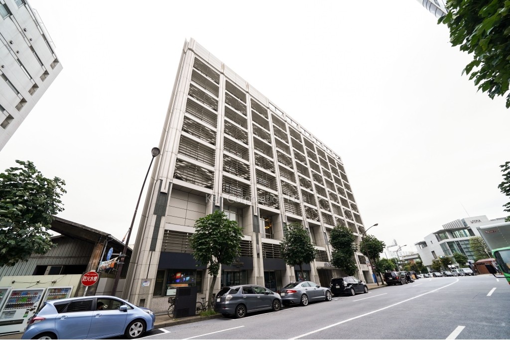 スタジアムプレイス青山