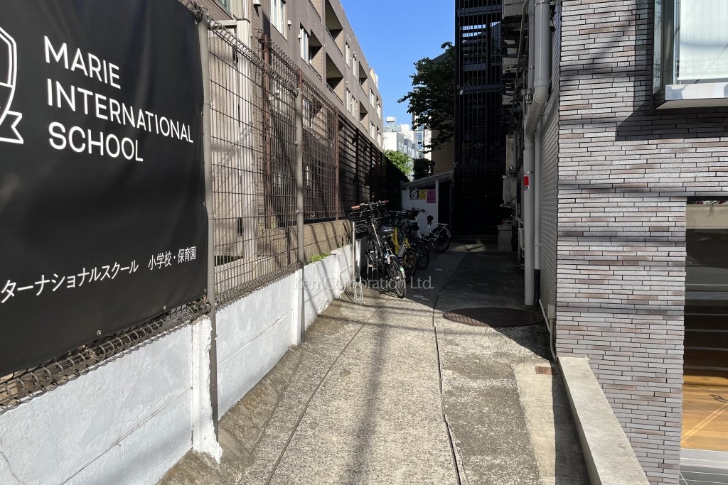 LEREVE(ルレーヴ)