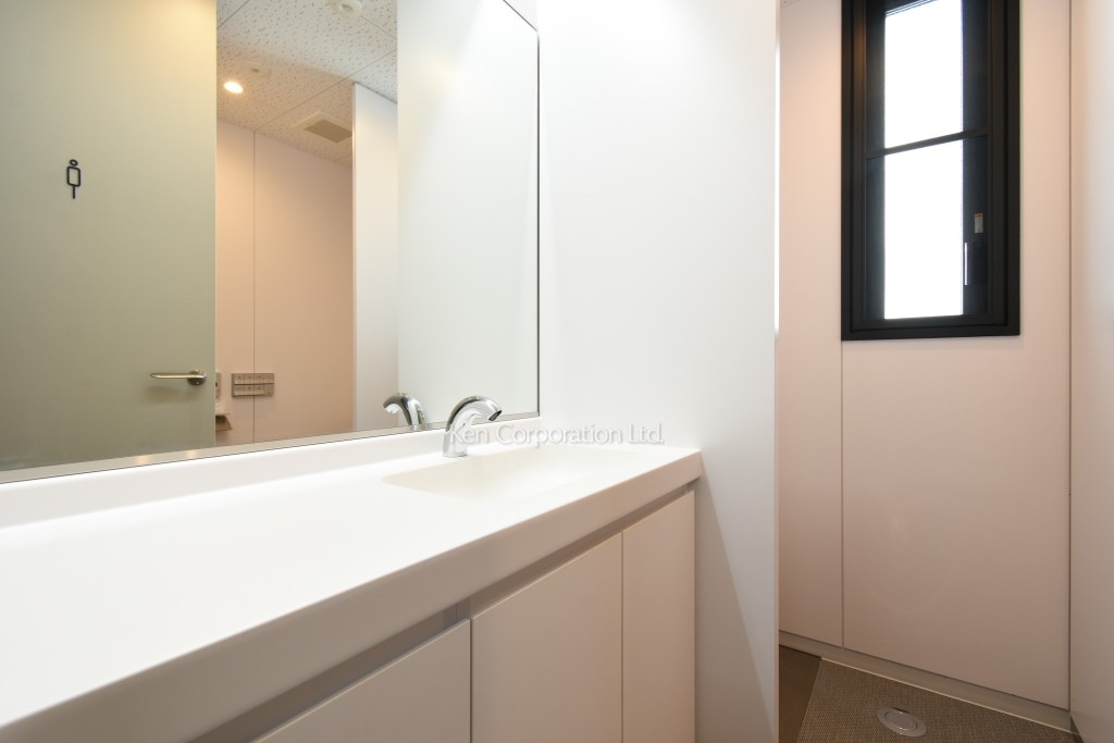 六本木三幸ビル