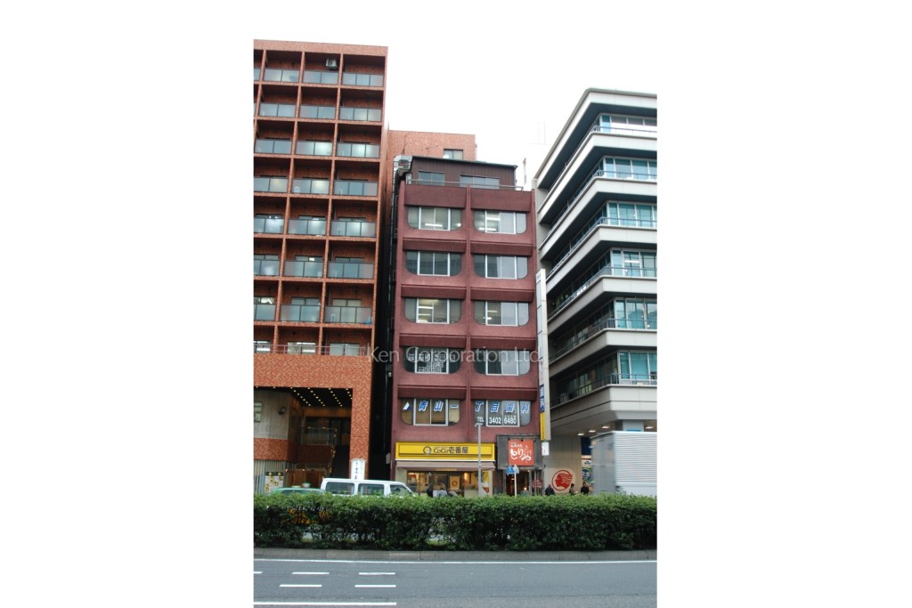 青山フォーワンビル