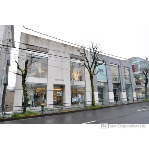 Ａｌｍｏｓｔ　Ｂｌｕｅ