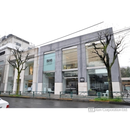 Ａｌｍｏｓｔ　Ｂｌｕｅ