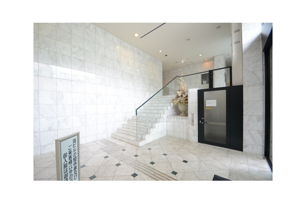 前田道路白金ビル