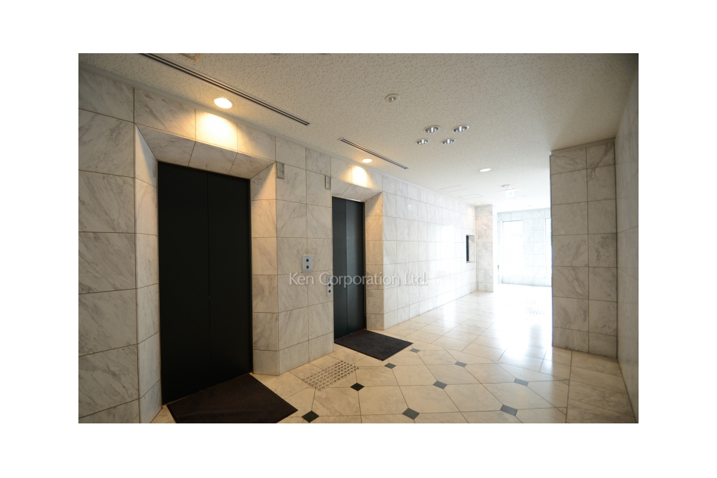 前田道路白金ビル